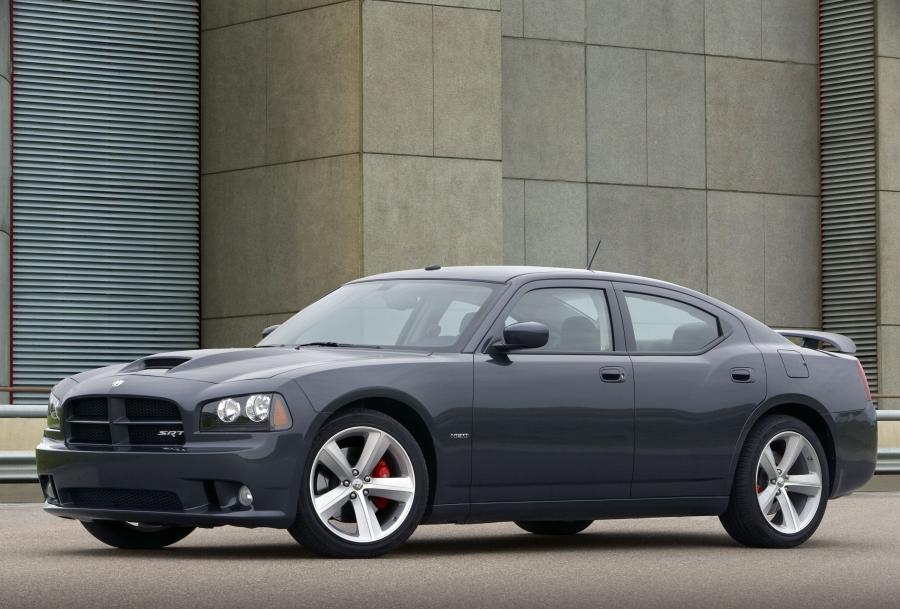  Dodge Charger SRT8 2006 года  (фото 3 из 14)